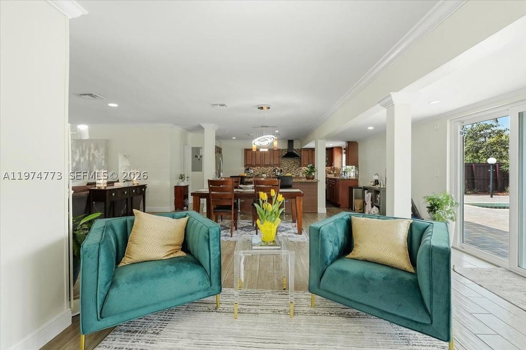 Real estate property located at 4925 Tyler St, Broward, Hollywood Hills, Hollywood, FL