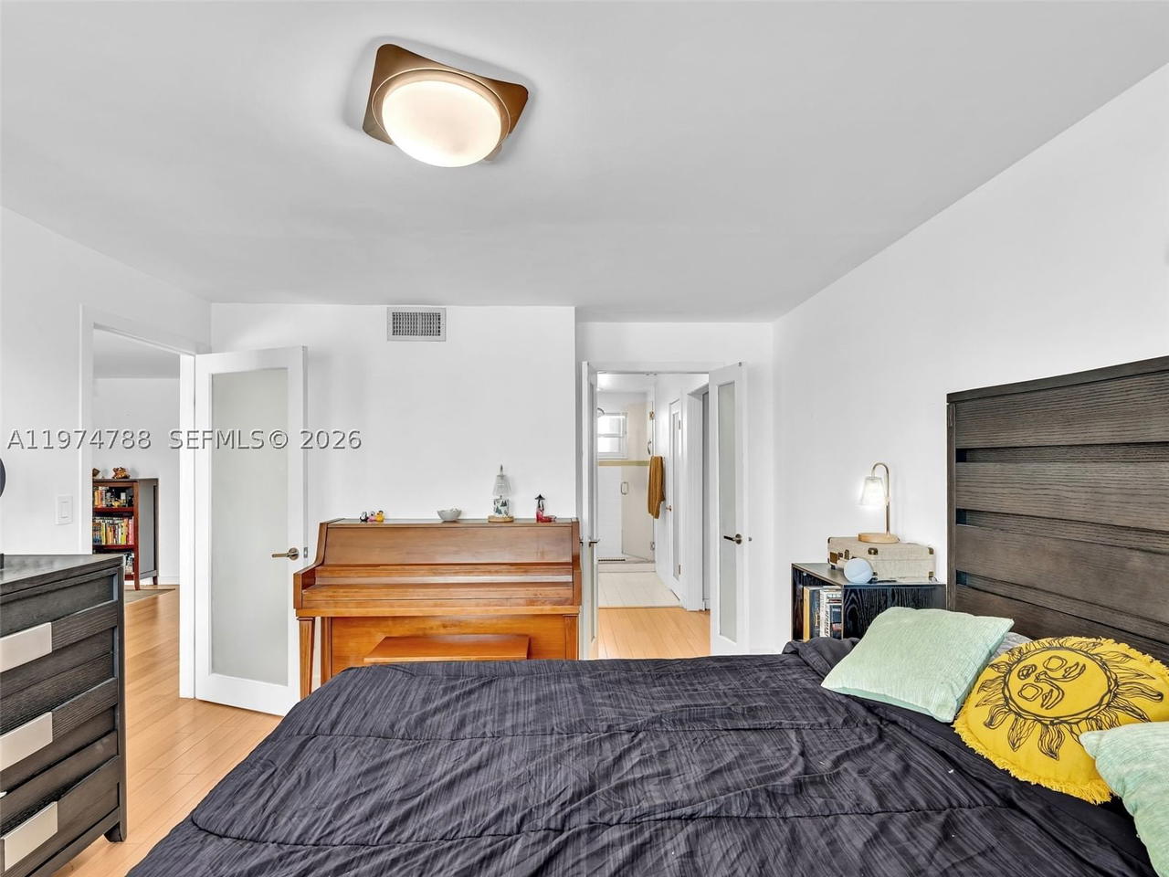 Real estate property located at 1236 Alton Rd #402, Miami-dade, Alton Star Condo, Miami Beach, FL