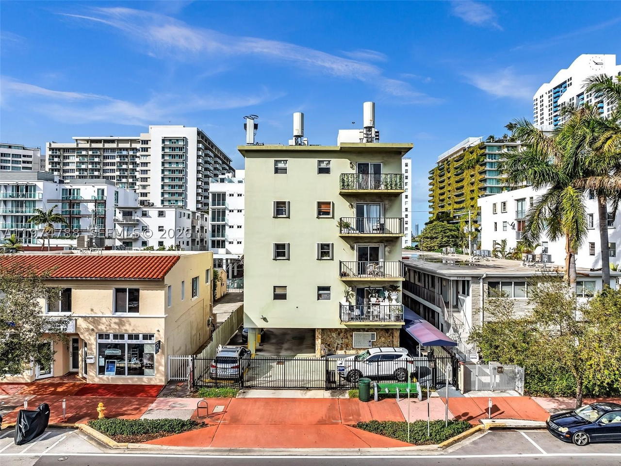 Real estate property located at 1236 Alton Rd #402, Miami-dade, Alton Star Condo, Miami Beach, FL