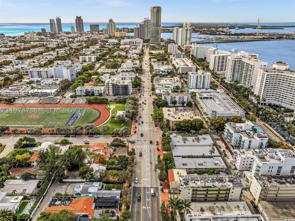 Real estate property located at 1236 Alton Rd #402, Miami-dade, Alton Star Condo, Miami Beach, FL
