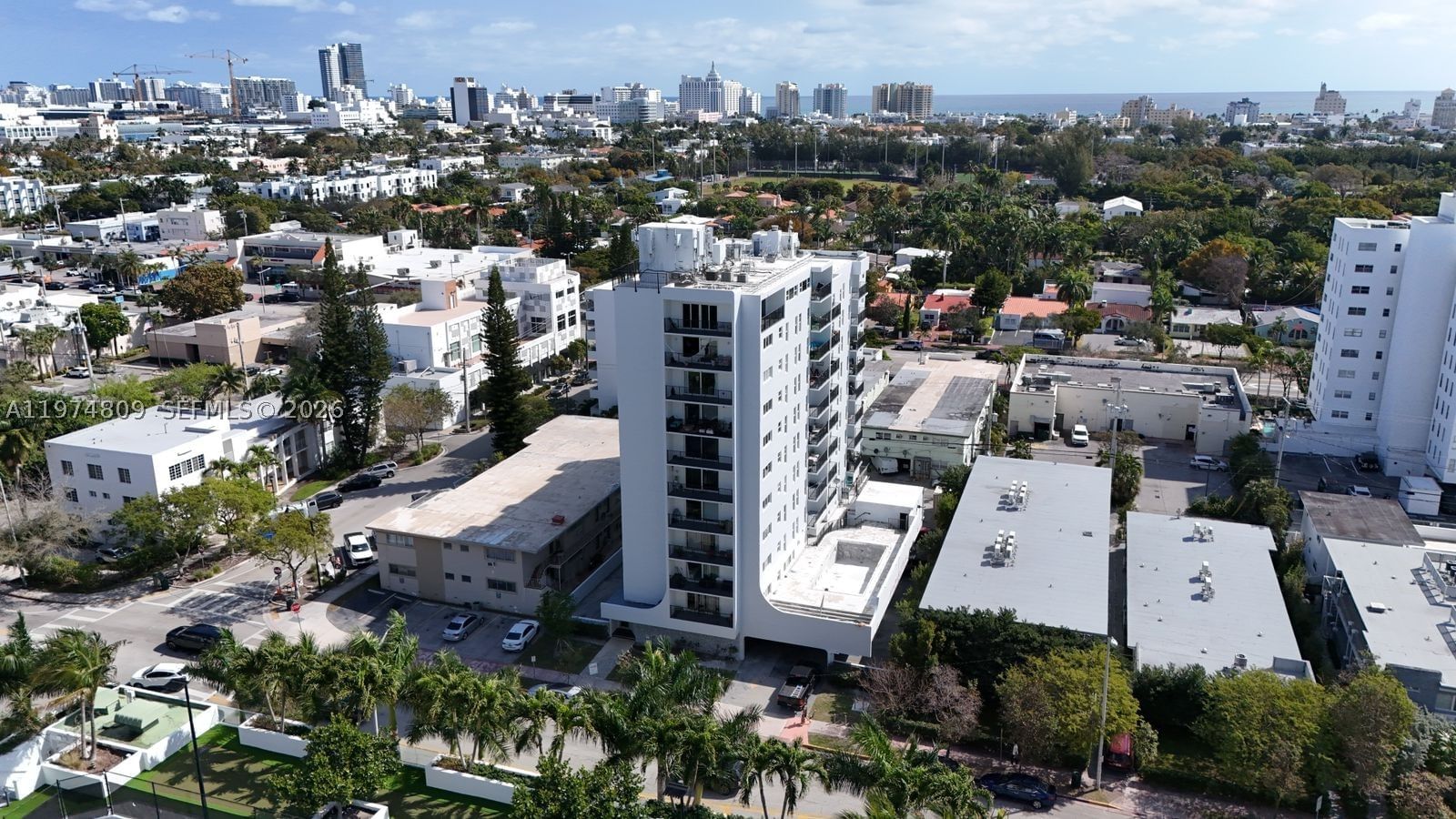 Real estate property located at 1345 West Ave #1004, Miami-dade, Golden West Condo, Miami Beach, FL