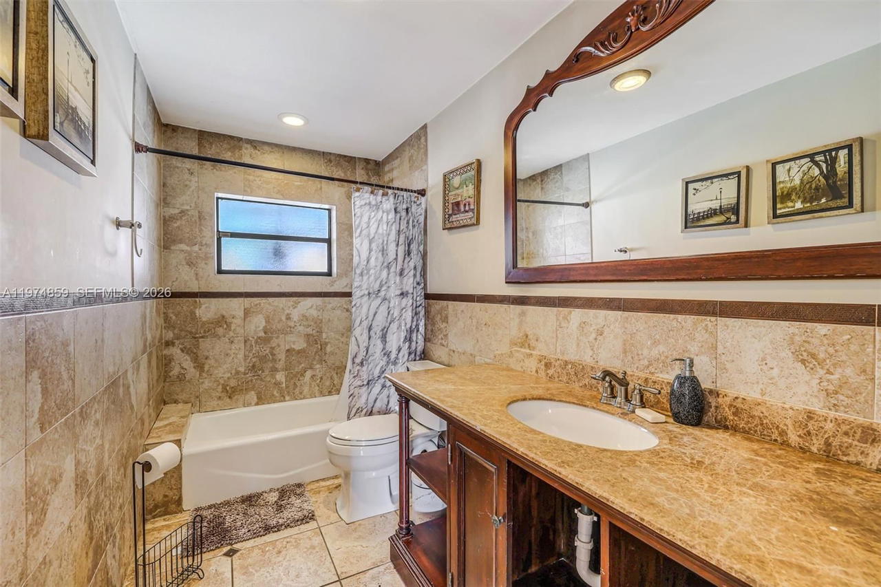 Real estate property located at 11751 30th St, Miami-dade, Southern Estates 13th Add, Miami, FL