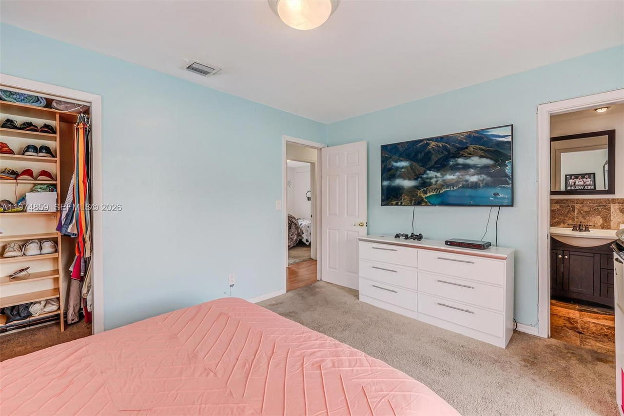 Real estate property located at 11751 30th St, Miami-dade, Southern Estates 13th Add, Miami, FL