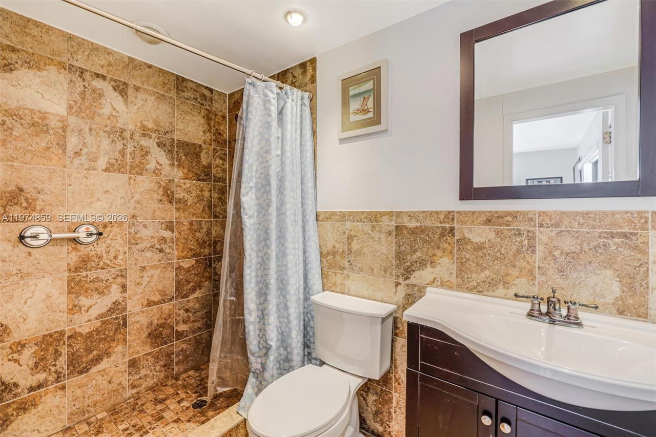 Real estate property located at 11751 30th St, Miami-dade, Southern Estates 13th Add, Miami, FL