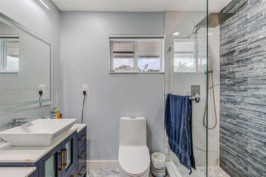Real estate property located at 11751 30th St, Miami-dade, Southern Estates 13th Add, Miami, FL
