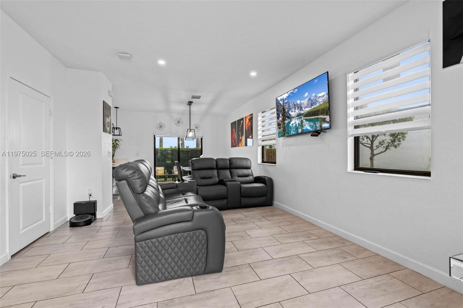 Real estate property located at 11310 254th Ter, Miami-dade, Coco Palm Villas, Homestead, FL