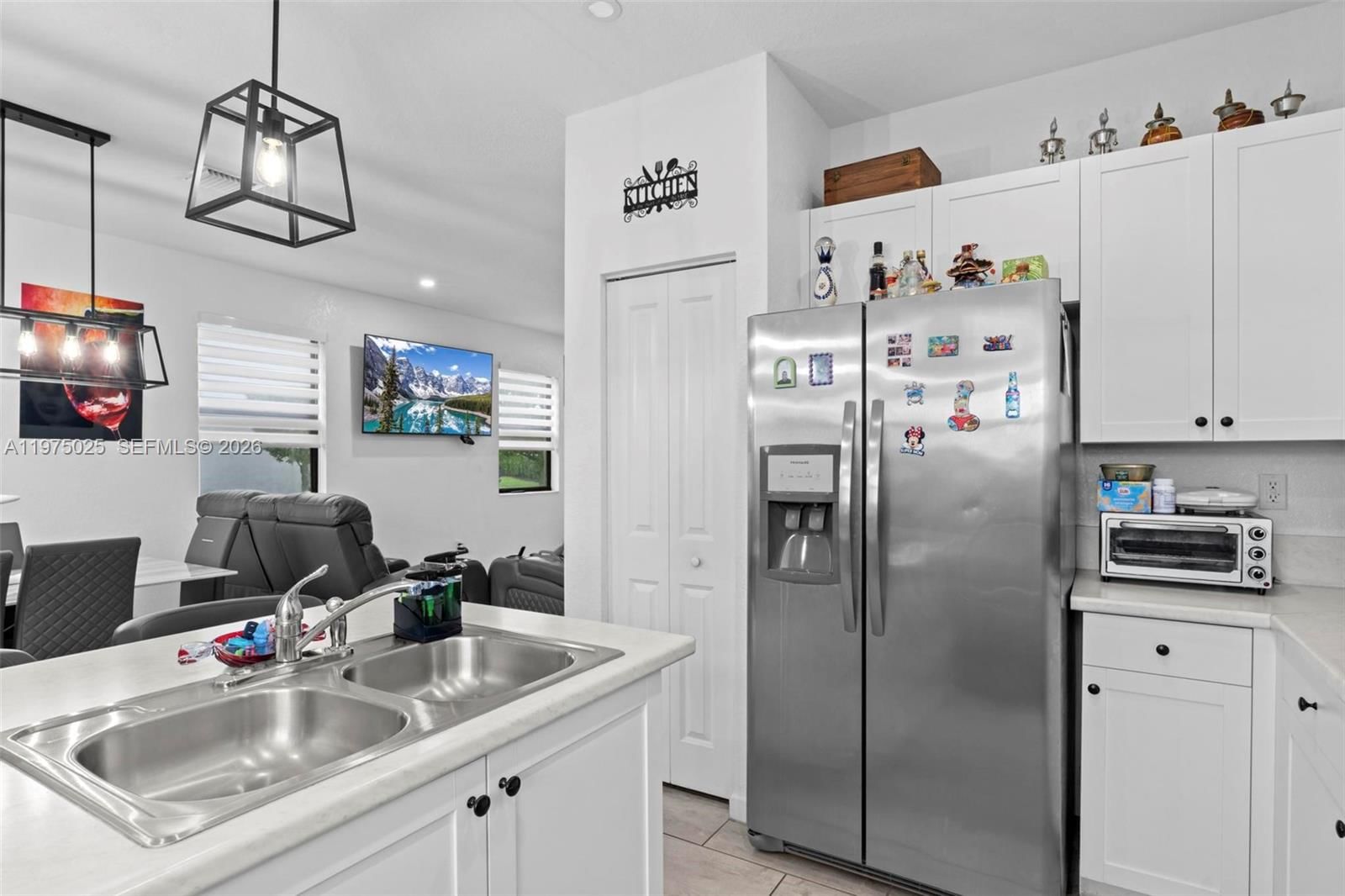 Real estate property located at 11310 254th Ter, Miami-dade, Coco Palm Villas, Homestead, FL