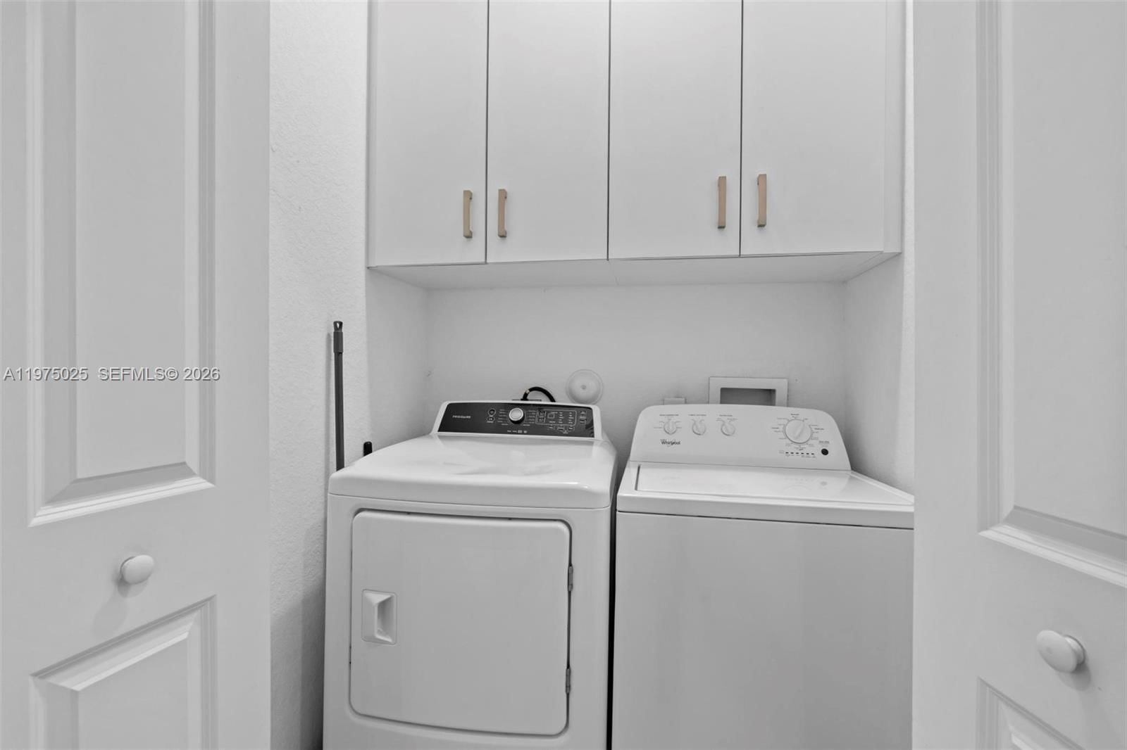 Real estate property located at 11310 254th Ter, Miami-dade, Coco Palm Villas, Homestead, FL