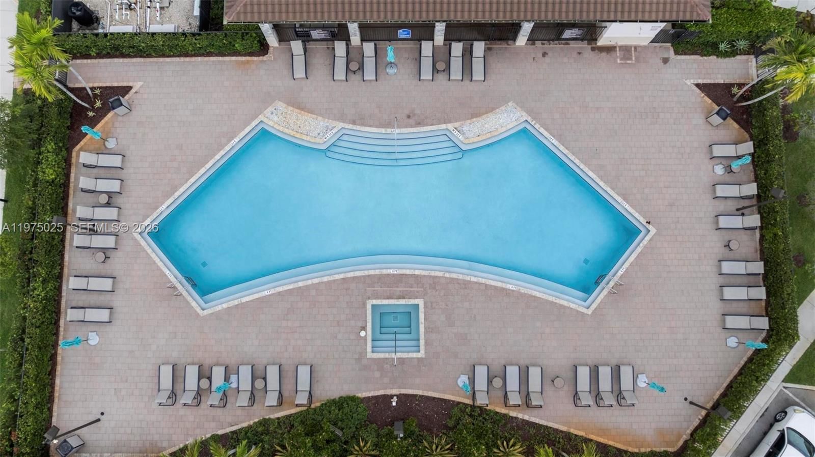 Real estate property located at 11310 254th Ter, Miami-dade, Coco Palm Villas, Homestead, FL