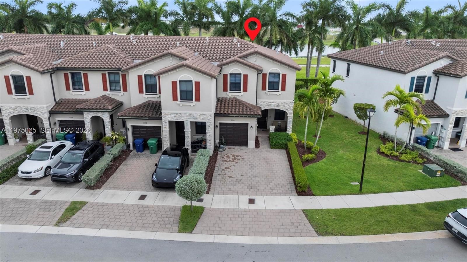 Real estate property located at 11310 254th Ter, Miami-dade, Coco Palm Villas, Homestead, FL