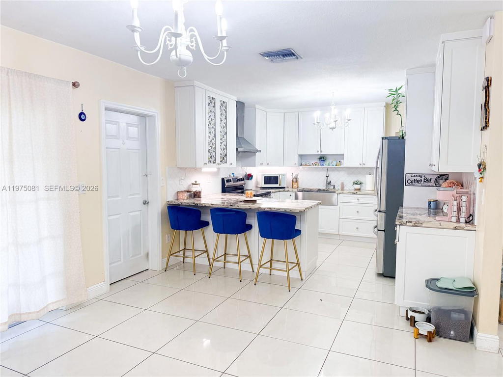 Real estate property located at , Miami-dade, Hialeah Estates, Hialeah, FL