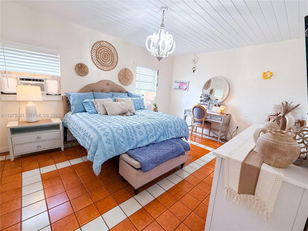 Real estate property located at , Miami-dade, Hialeah Estates, Hialeah, FL