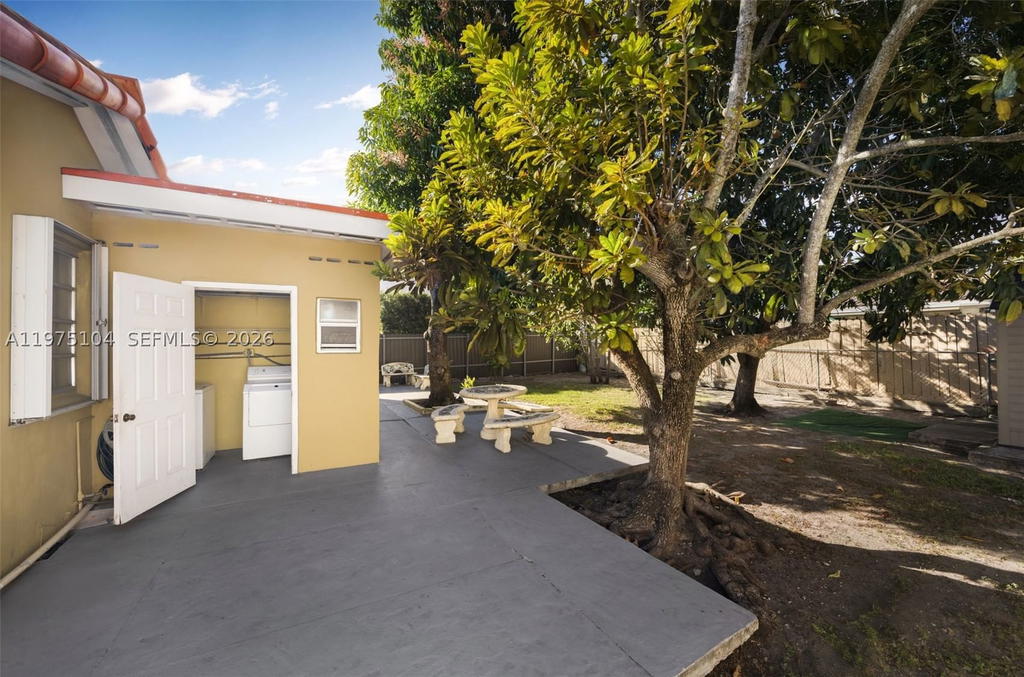Real estate property located at 2367 23rd Ter, Miami-dade, Silver Bluff Ests-sec A, Miami, FL