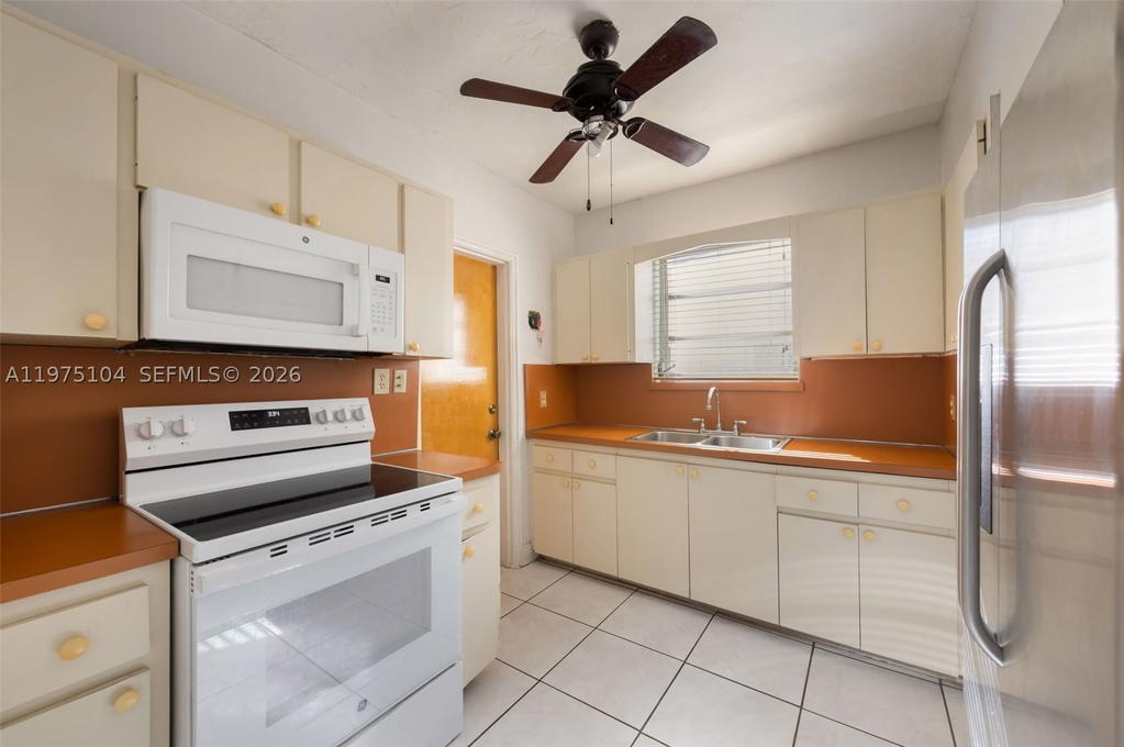 Real estate property located at 2367 23rd Ter, Miami-dade, Silver Bluff Ests-sec A, Miami, FL