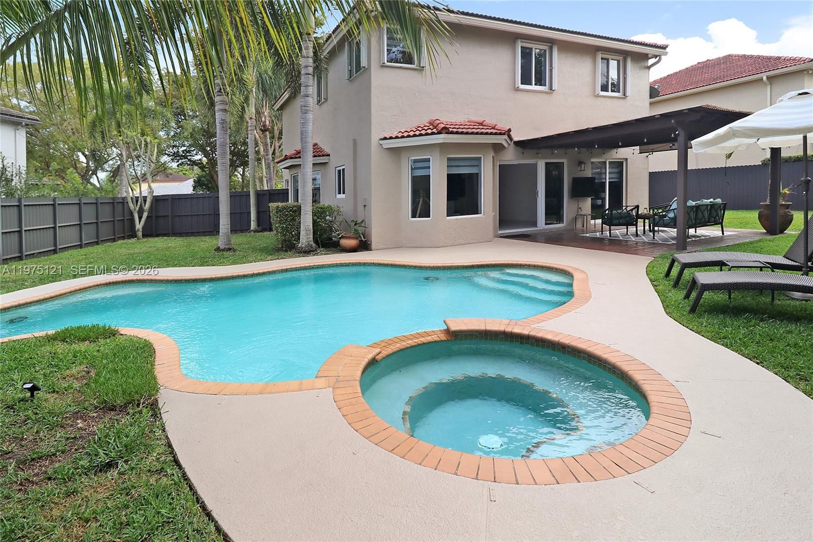 Real estate property located at 21278 91st Ave, Miami-dade, Lakes By The Bay Sec 10, Cutler Bay, FL