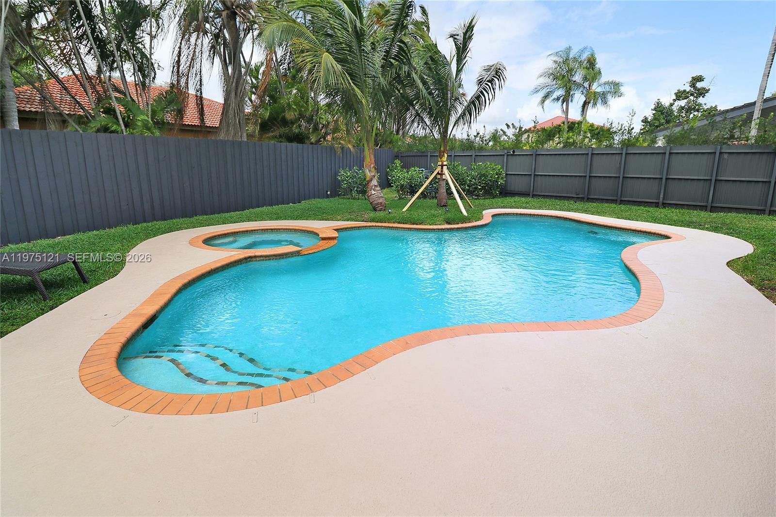 Real estate property located at 21278 91st Ave, Miami-dade, Lakes By The Bay Sec 10, Cutler Bay, FL