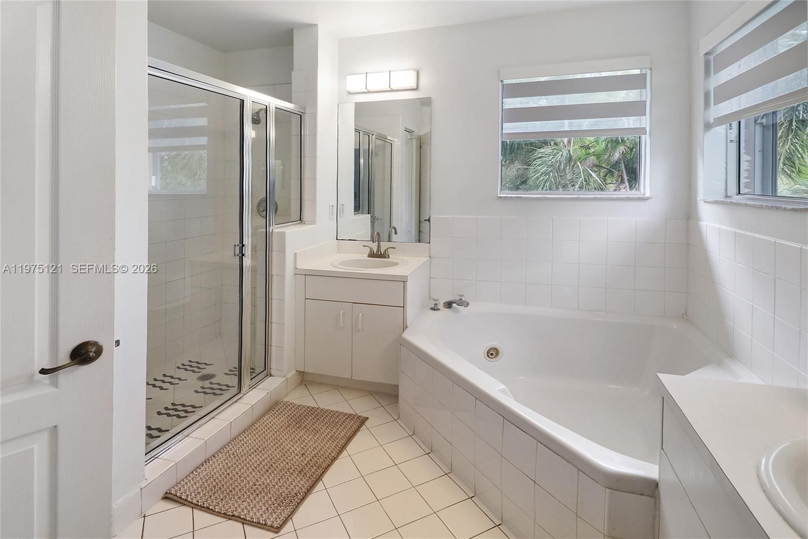 Real estate property located at 21278 91st Ave, Miami-dade, Lakes By The Bay Sec 10, Cutler Bay, FL