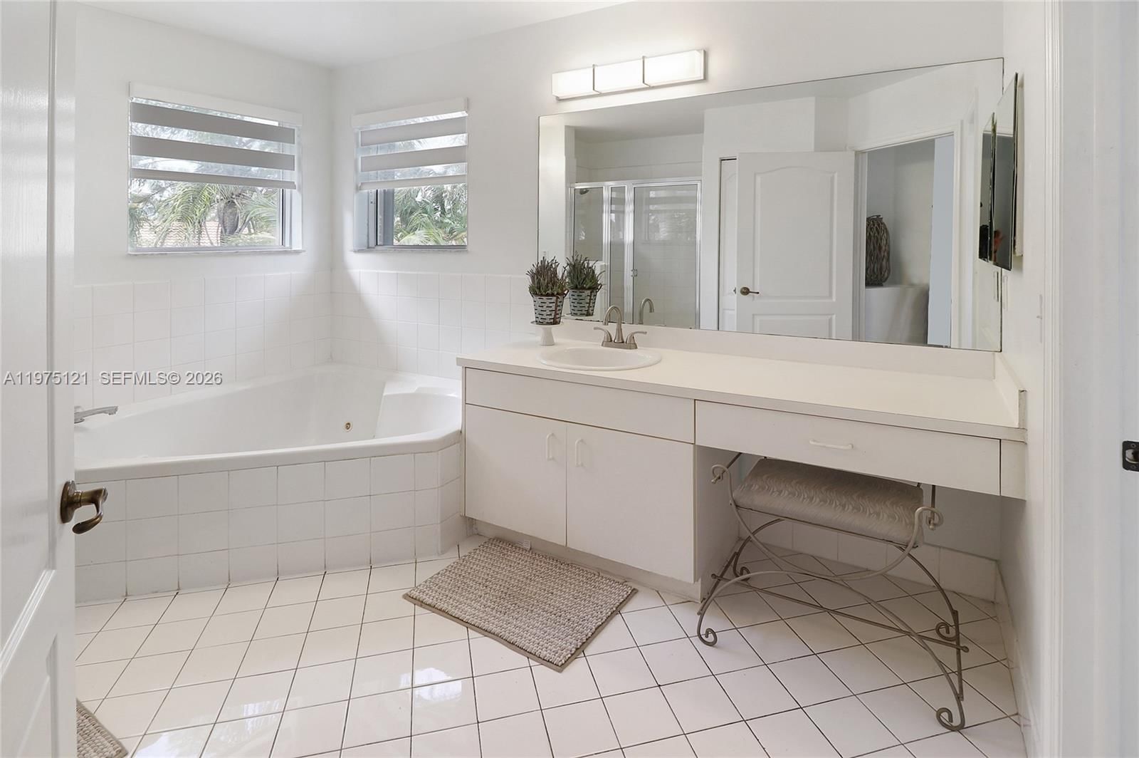 Real estate property located at 21278 91st Ave, Miami-dade, Lakes By The Bay Sec 10, Cutler Bay, FL