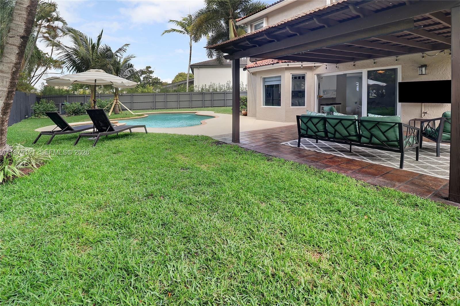 Real estate property located at 21278 91st Ave, Miami-dade, Lakes By The Bay Sec 10, Cutler Bay, FL