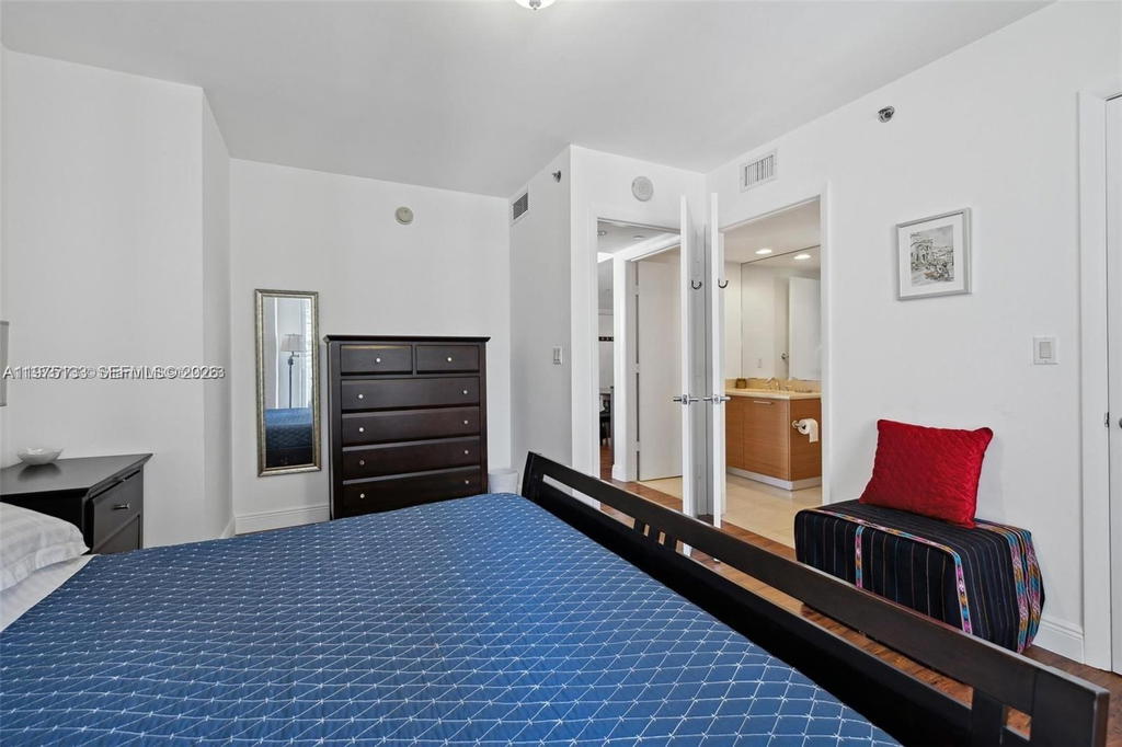 Real estate property located at 50 Biscayne Blvd #2111, Miami-dade, 50 Biscayne Condo, Miami, FL