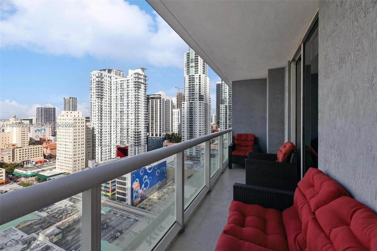 Real estate property located at 50 Biscayne Blvd #2111, Miami-dade, 50 Biscayne Condo, Miami, FL