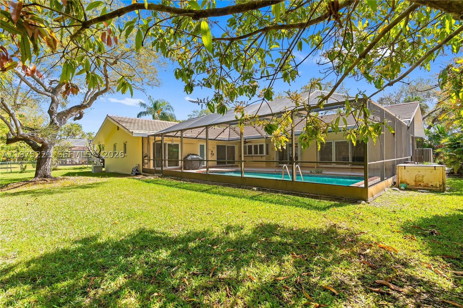 Real estate property located at 7521 175th St, Miami-dade, Cutler Hammock, Palmetto Bay, FL