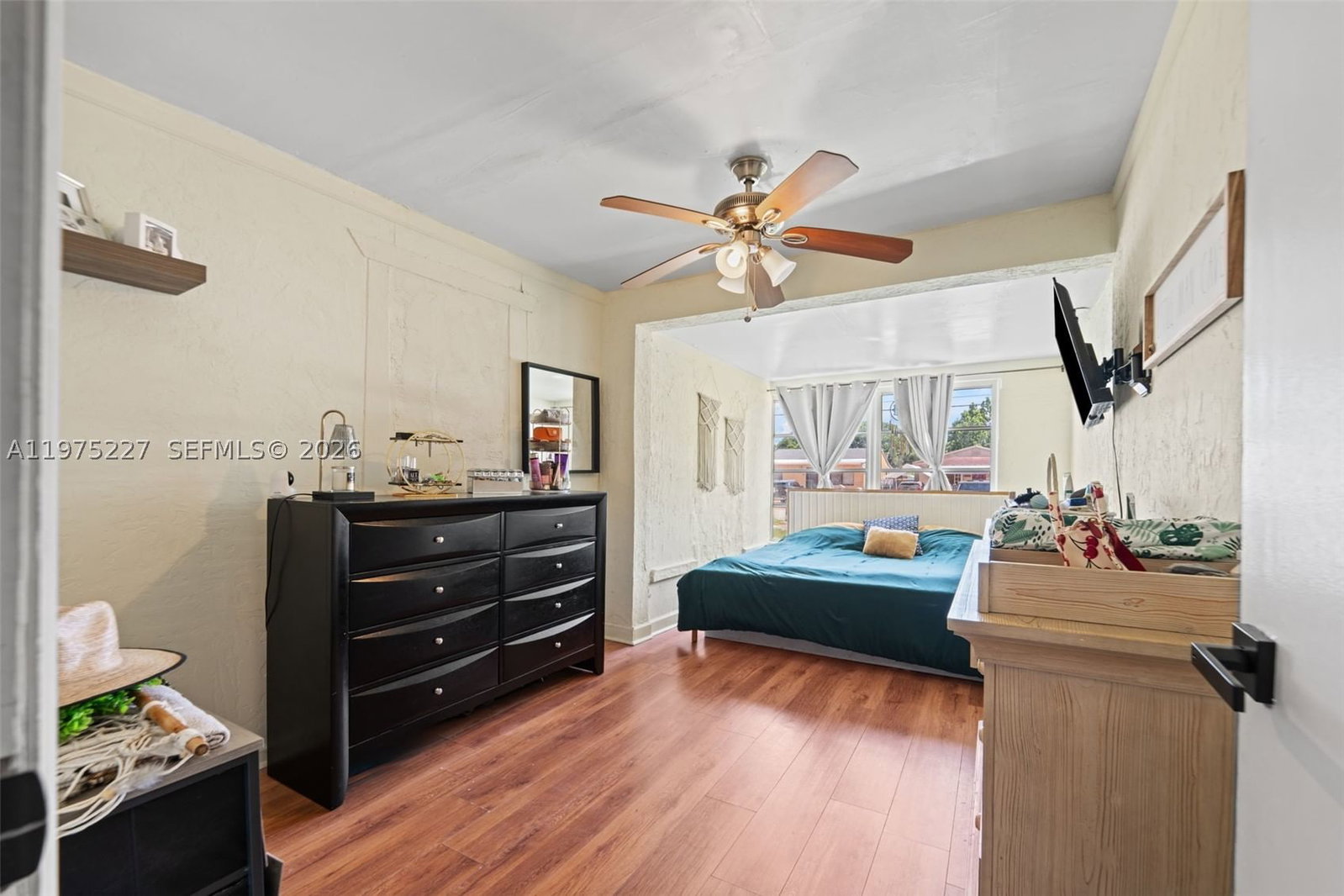 Real estate property located at 3143 59th St, Miami-dade, Hialeah Heights, Miami, FL