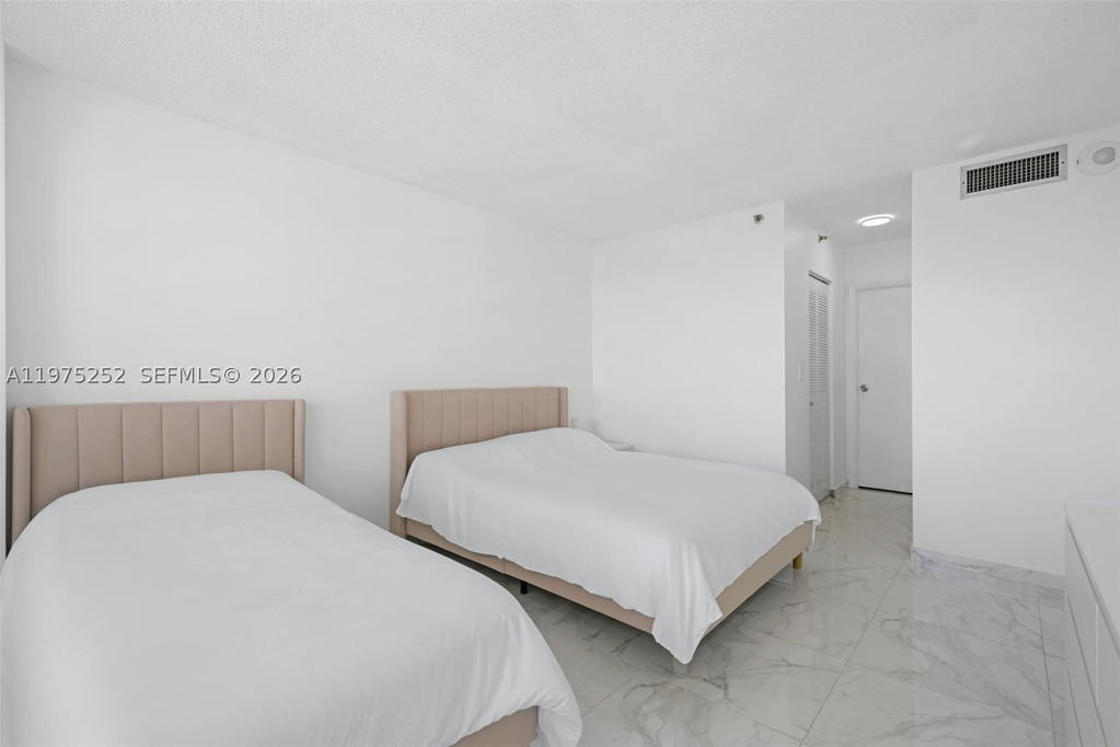 Real estate property located at 4101 Pine Tree Dr #919, Miami-dade, Tower Forty One Condo, Miami Beach, FL