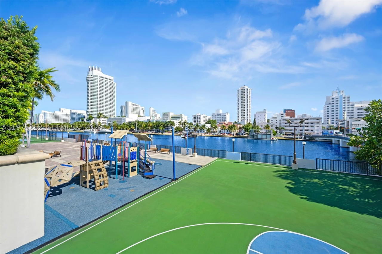 Real estate property located at 4101 Pine Tree Dr #919, Miami-dade, Tower Forty One Condo, Miami Beach, FL
