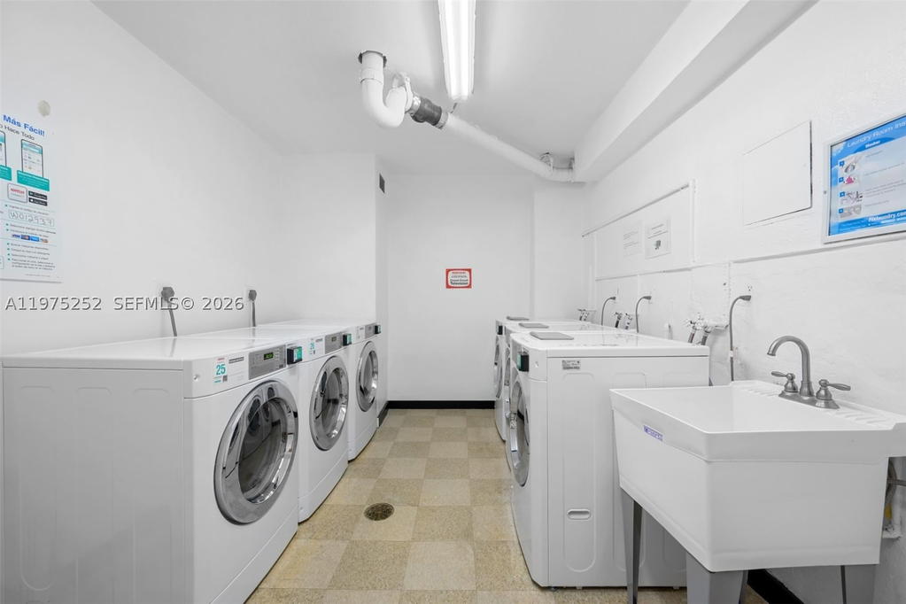 Real estate property located at 4101 Pine Tree Dr #919, Miami-dade, Tower Forty One Condo, Miami Beach, FL