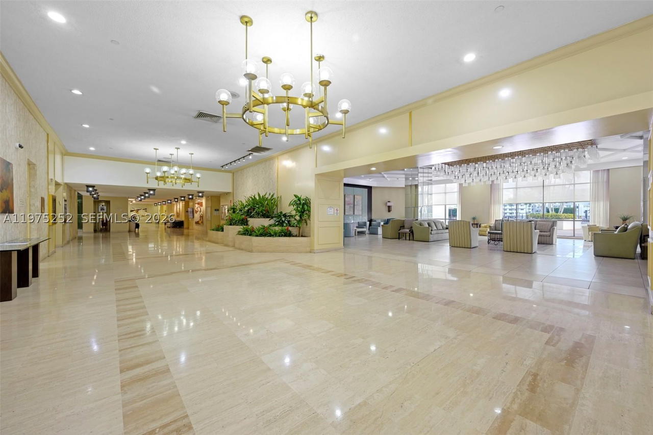 Real estate property located at 4101 Pine Tree Dr #919, Miami-dade, Tower Forty One Condo, Miami Beach, FL