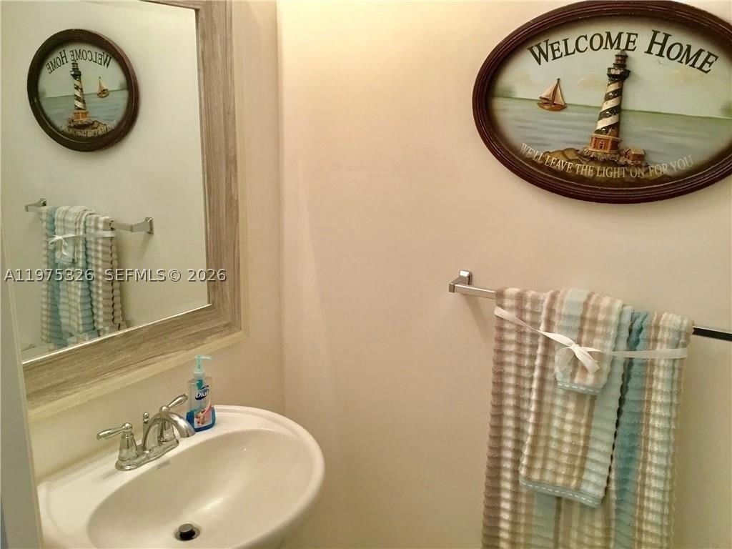 Real estate property located at 1071 33rd Ct, Broward, New Covenant Church Plat, Pompano Beach, FL