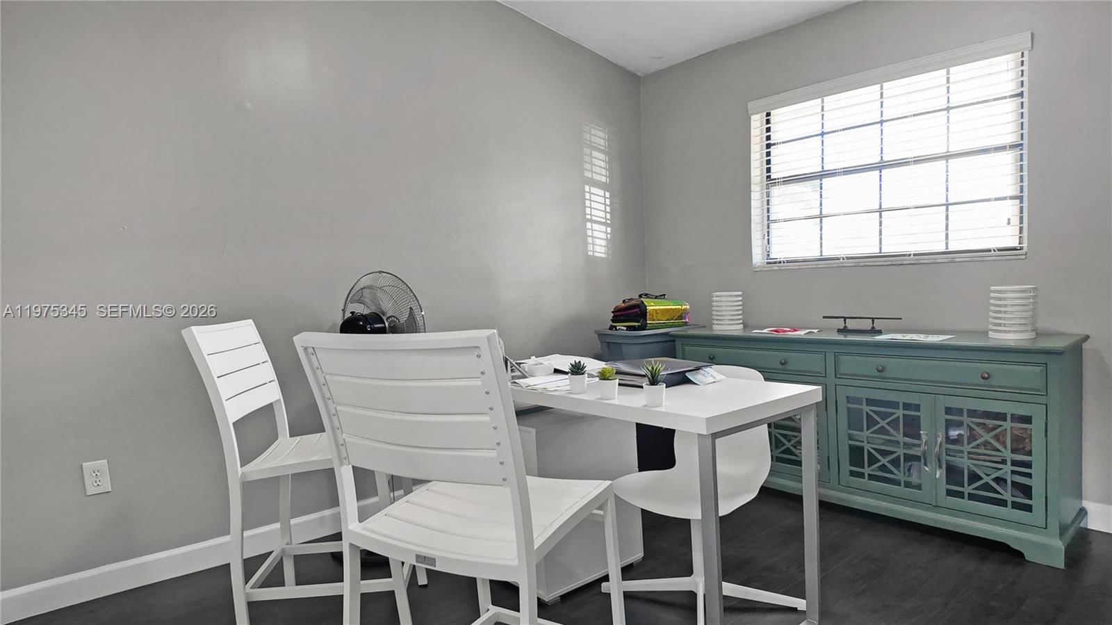 Real estate property located at 6353 190th Ter, Miami-dade, Townhomes Of Country Lake, Hialeah, FL