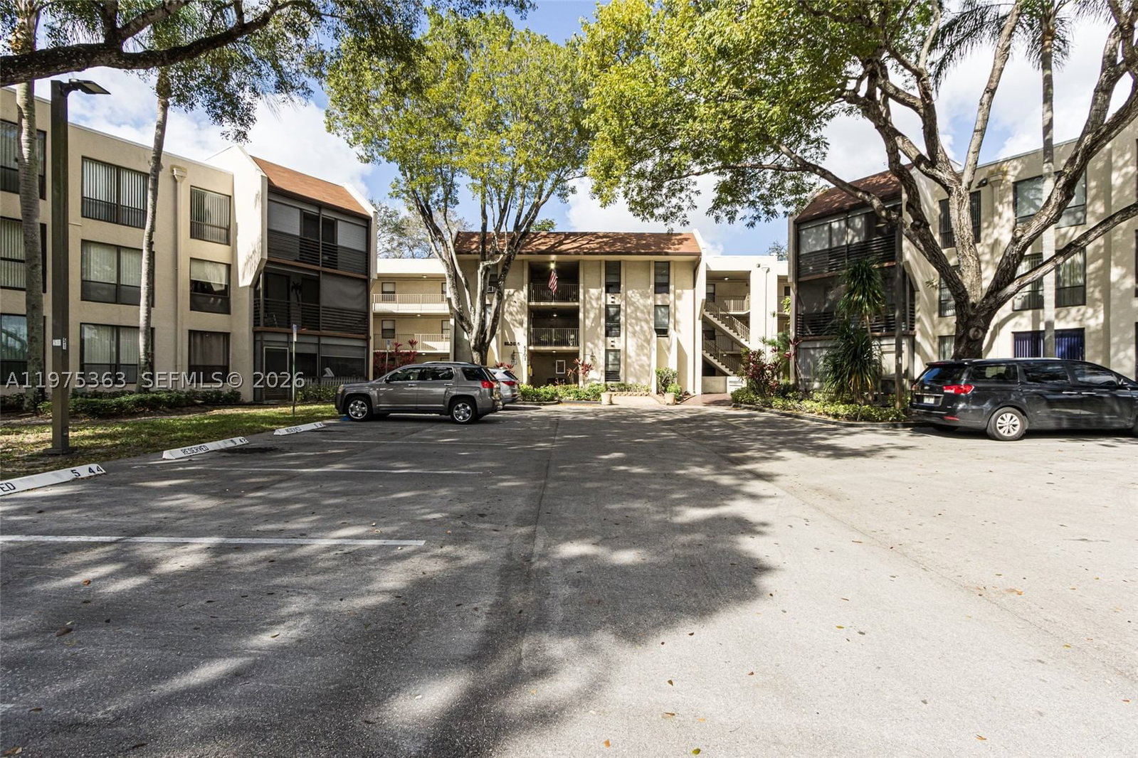 Real estate property located at 6701 University Dr #210, Broward, Concord Village Condomini, Tamarac, FL