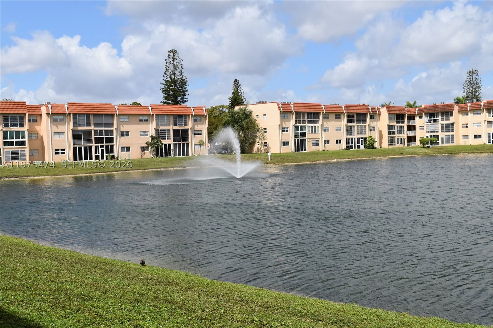 Real estate property located at 2801 Pine Island Rd #112, Broward, Sunrise Lakes 72 Condo, Sunrise, FL