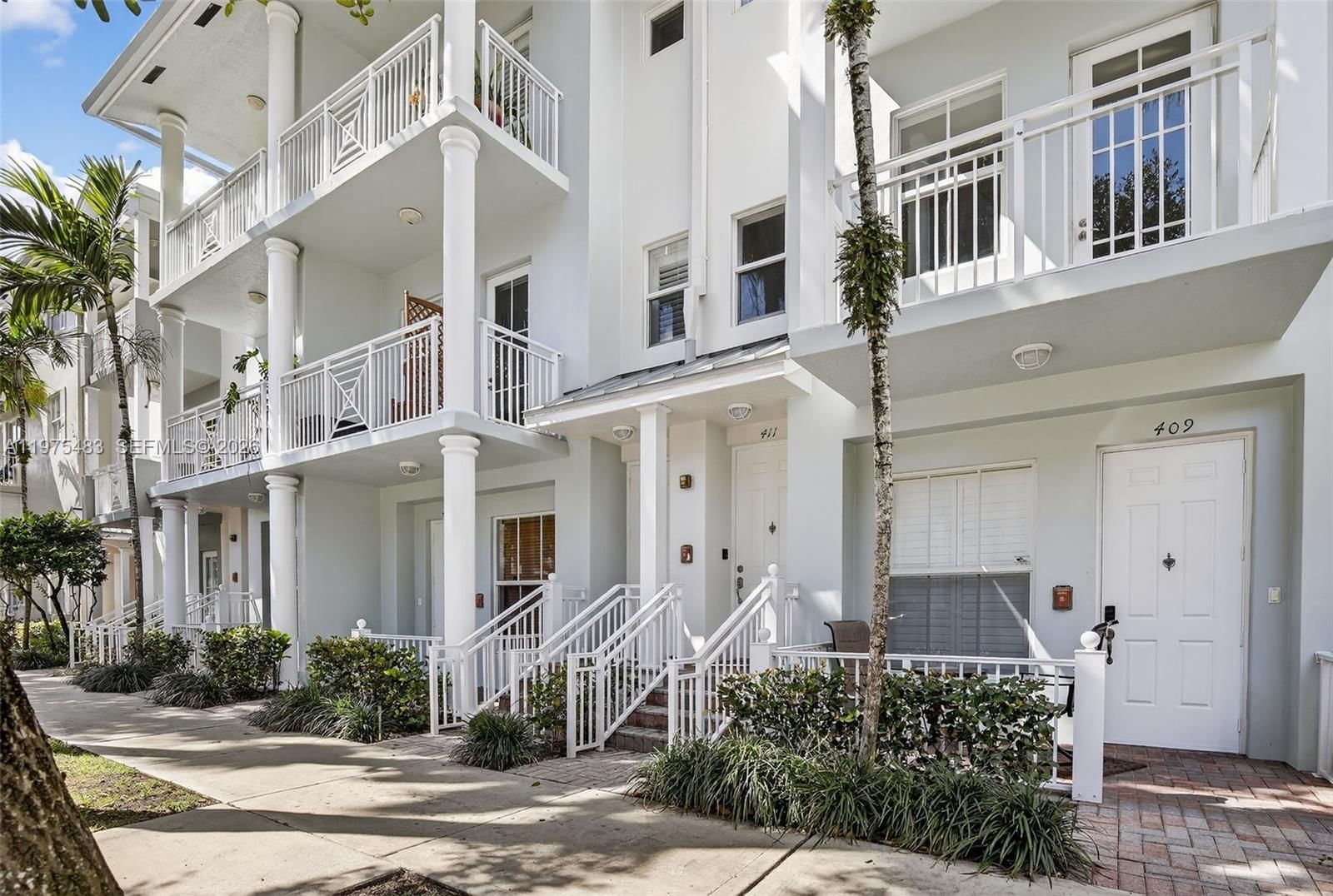 Real estate property located at 411 13th Ter, Broward, Village At Sailboat Bend, Fort Lauderdale, FL