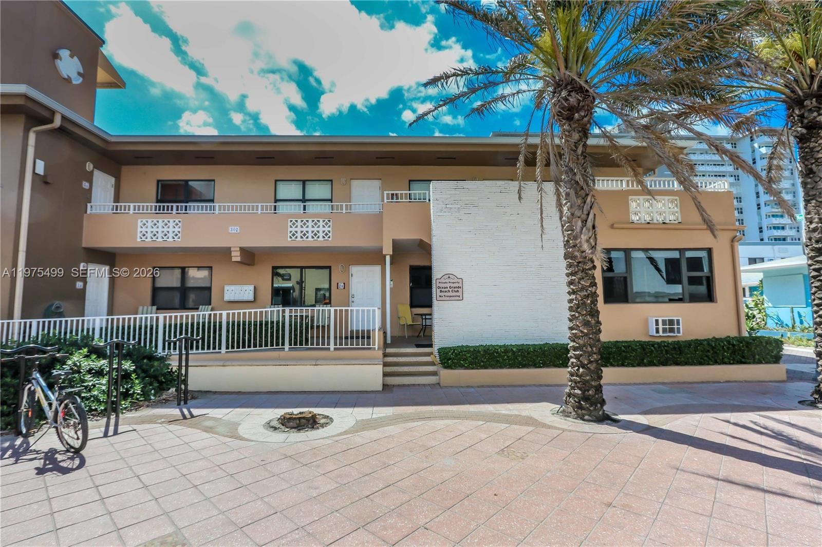 Real estate property located at 302 New Hampshire St #3AB, Broward, Ocean Grande Beach Club C, Hollywood, FL