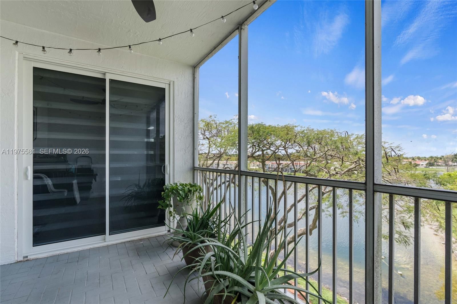 Real estate property located at 10750 66th St #411, Miami-dade, Captiva Condo B, Doral, FL