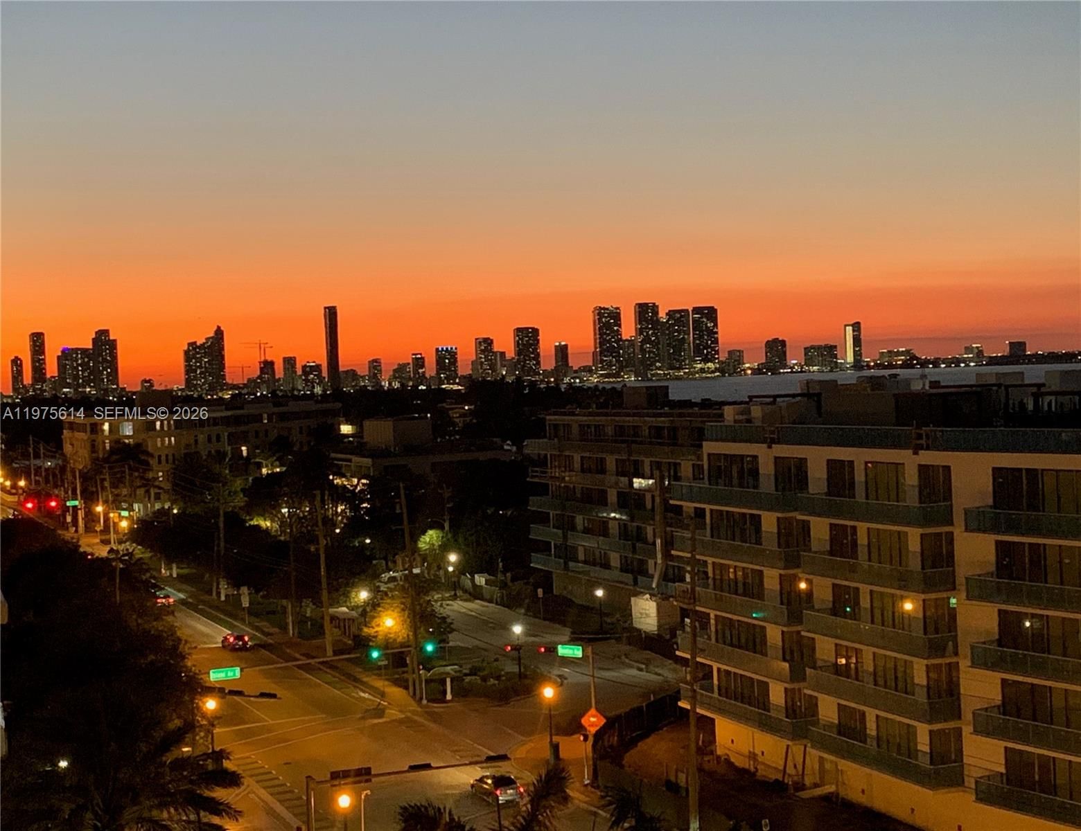 Real estate property located at 10 Venetian Way #904, Miami-dade, The Grand Venetian Condo, Miami Beach, FL