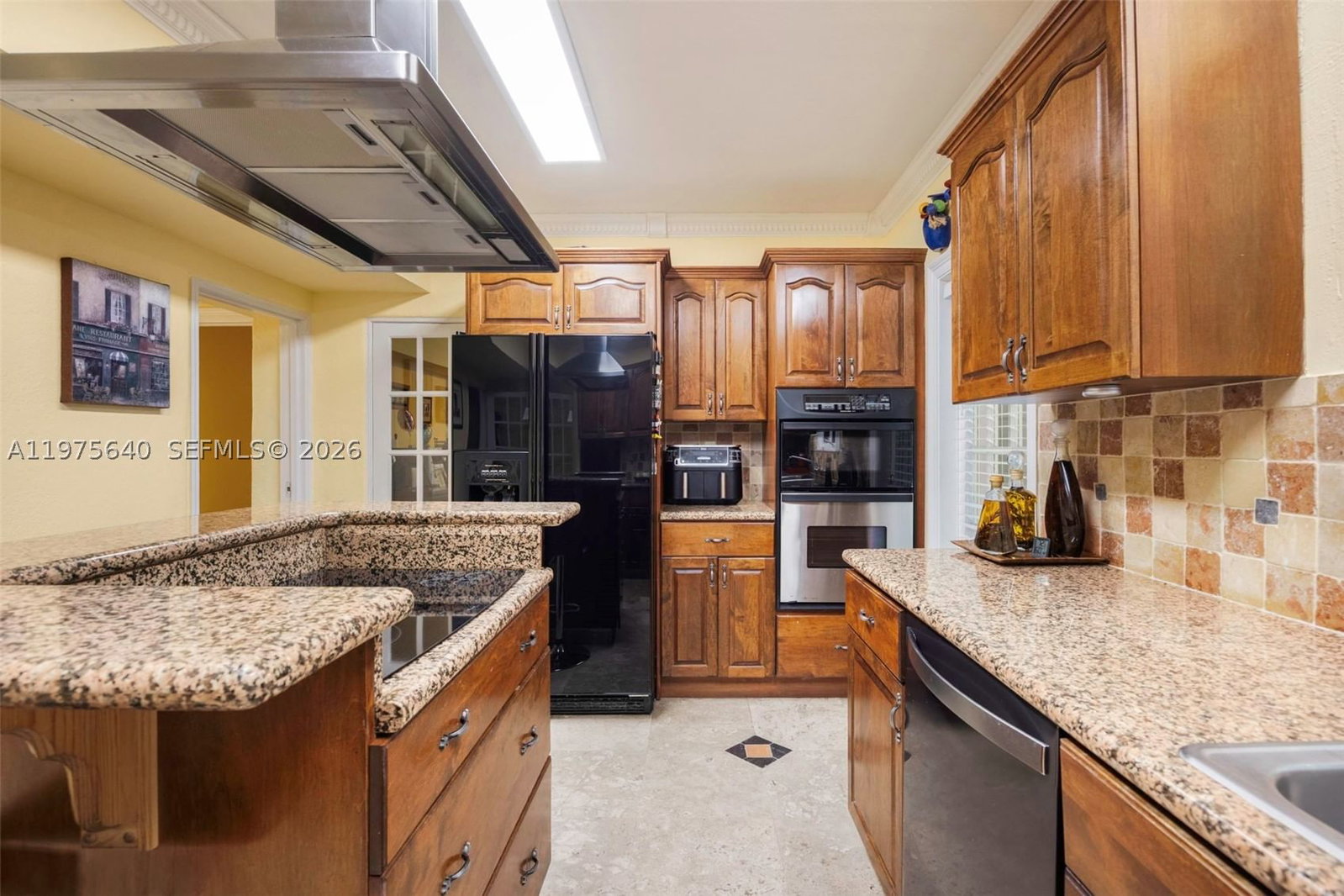 Real estate property located at 1645 Bayshore Dr, Miami-dade, Brickell Flagler, Coconut Grove, FL