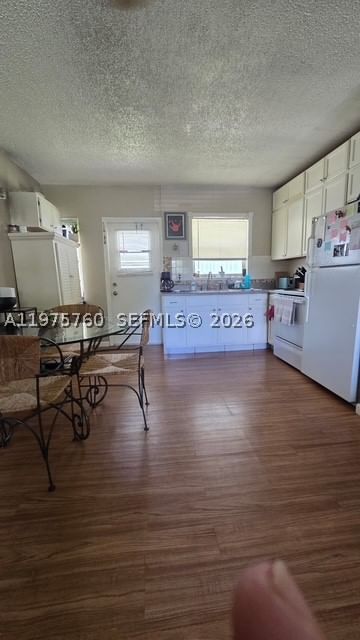 Real estate property located at 1301 12th Ct #2A, Broward, Crystal Court Manor No 5, Hollywood, FL