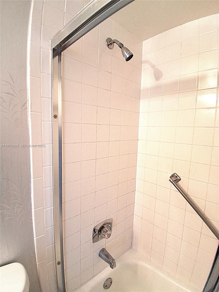 Real estate property located at 2635 104th Ave #310, Broward, Sunrise Lakes 213 Condo, Sunrise, FL