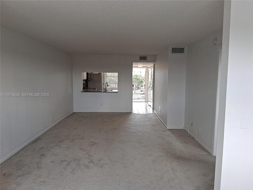 Real estate property located at 2635 104th Ave #310, Broward, Sunrise Lakes 213 Condo, Sunrise, FL