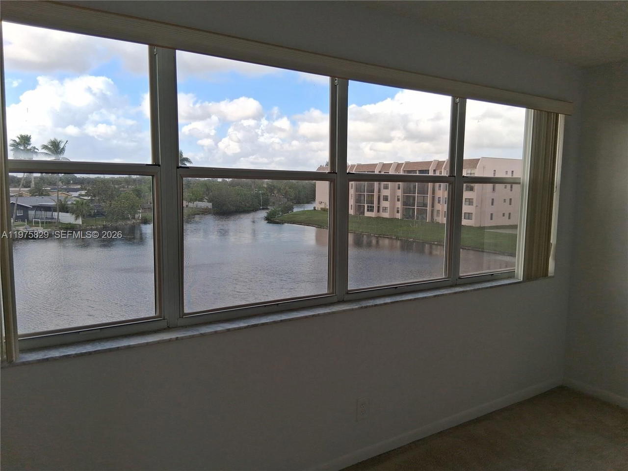 Real estate property located at 2635 104th Ave #310, Broward, Sunrise Lakes 213 Condo, Sunrise, FL