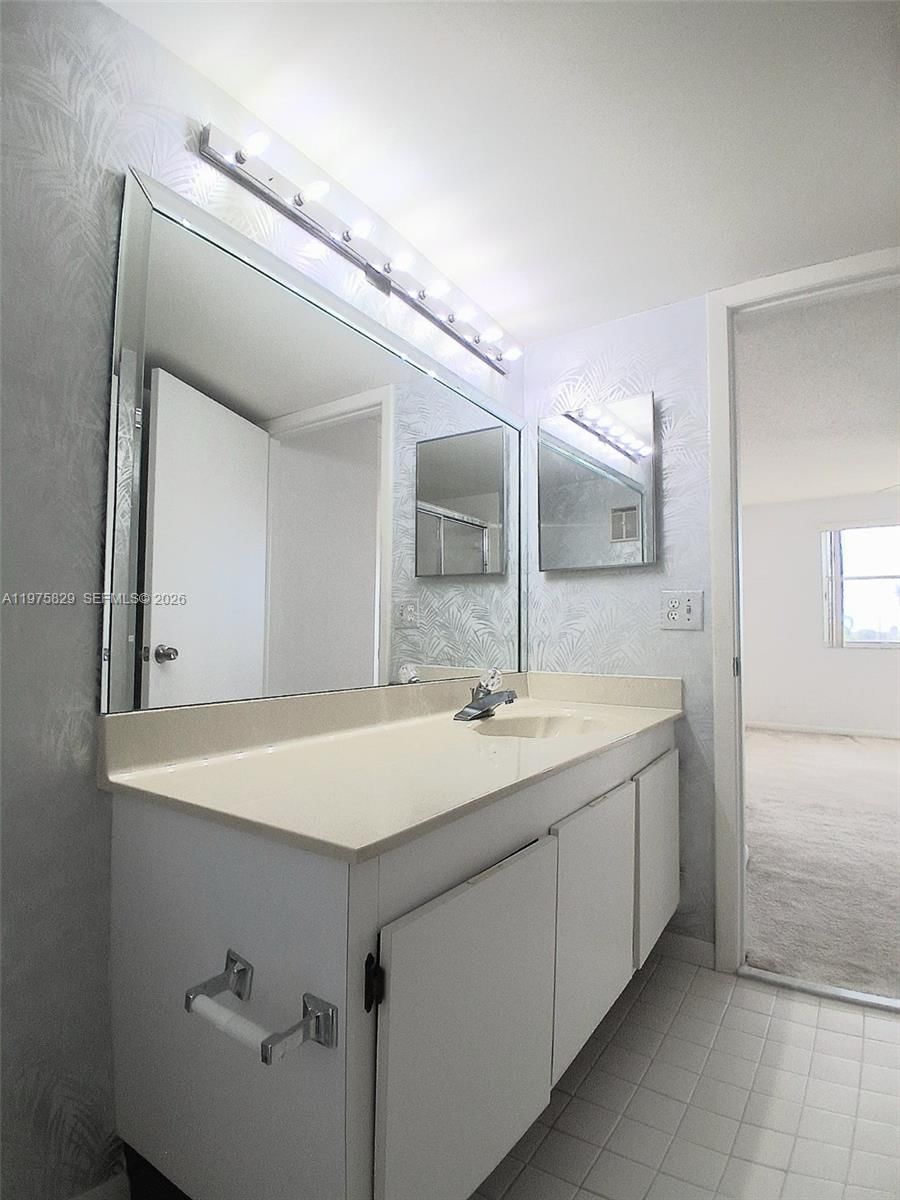 Real estate property located at 2635 104th Ave #310, Broward, Sunrise Lakes 213 Condo, Sunrise, FL