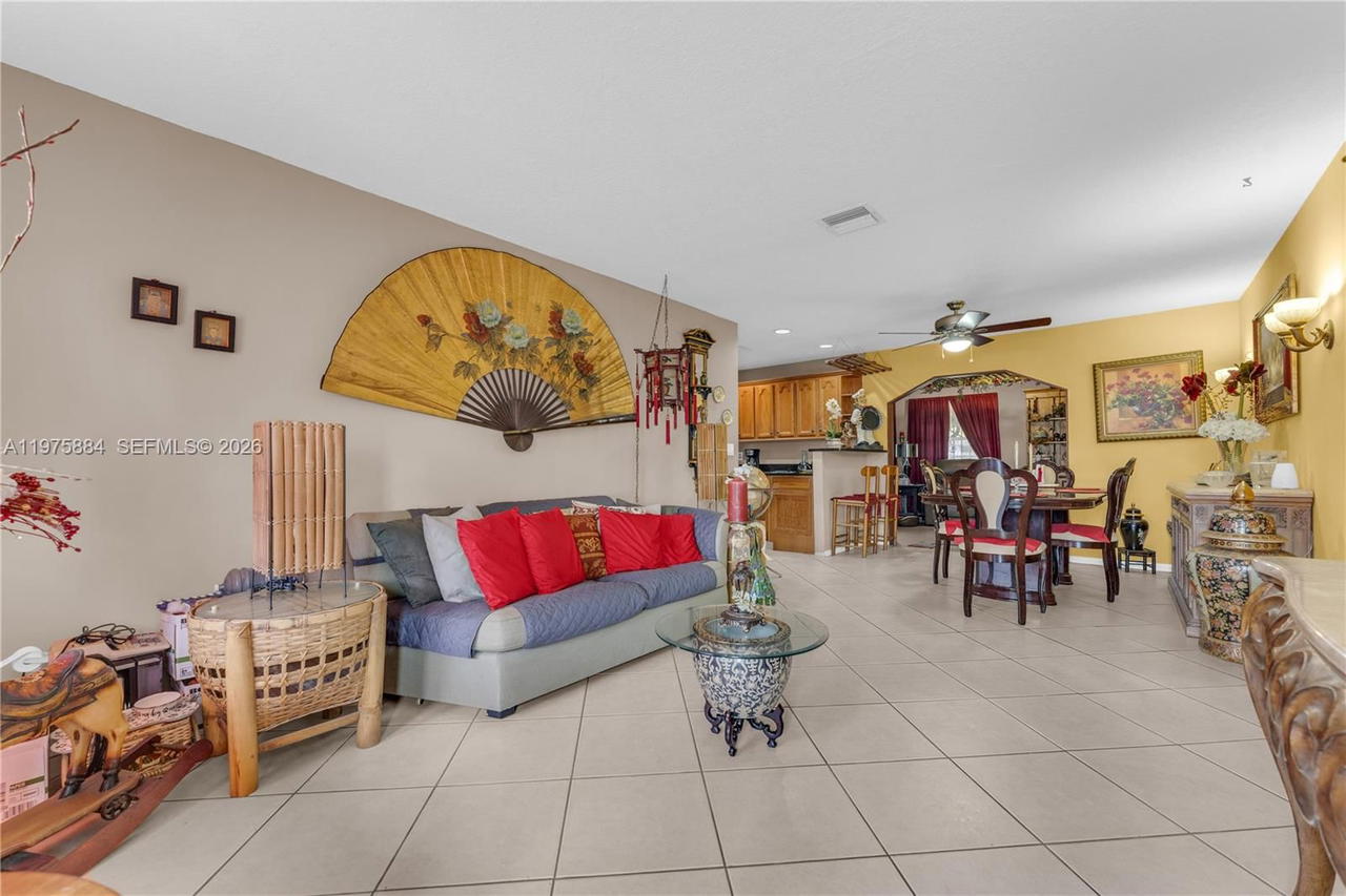 Real estate property located at 7811 47th St, Broward, City Of Lauderhill Sec 1, Lauderhill, FL