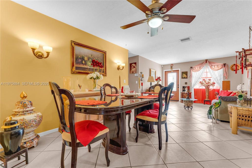Real estate property located at 7811 47th St, Broward, City Of Lauderhill Sec 1, Lauderhill, FL