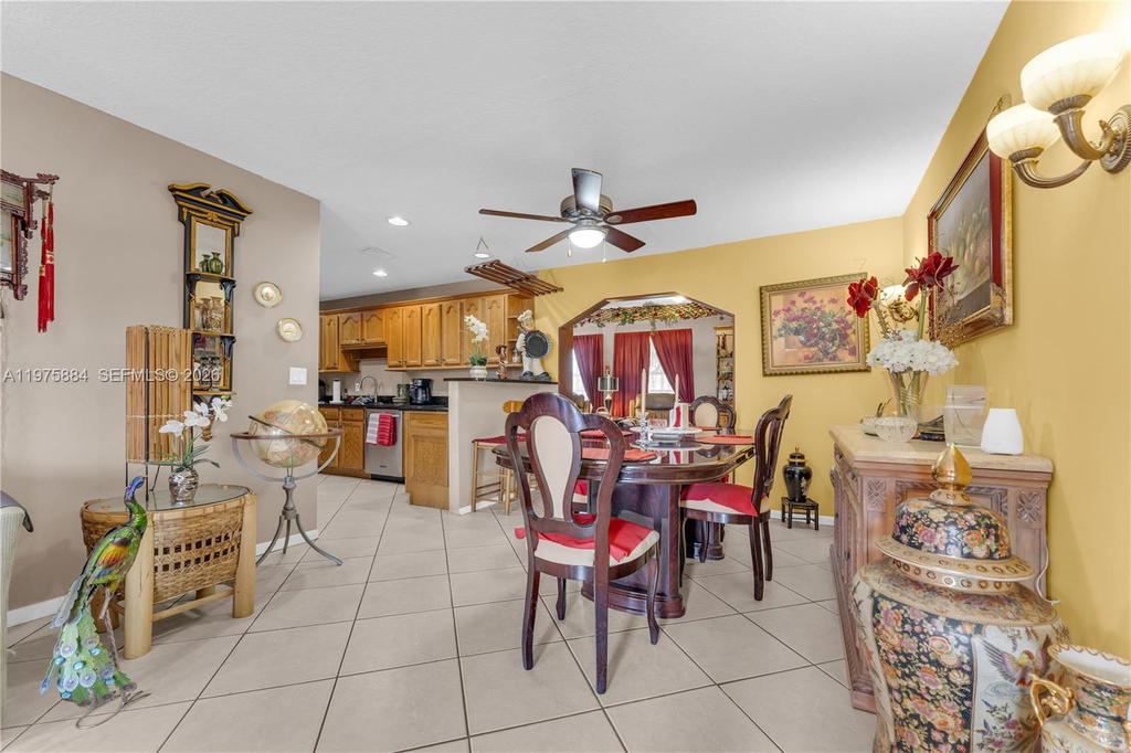 Real estate property located at 7811 47th St, Broward, City Of Lauderhill Sec 1, Lauderhill, FL