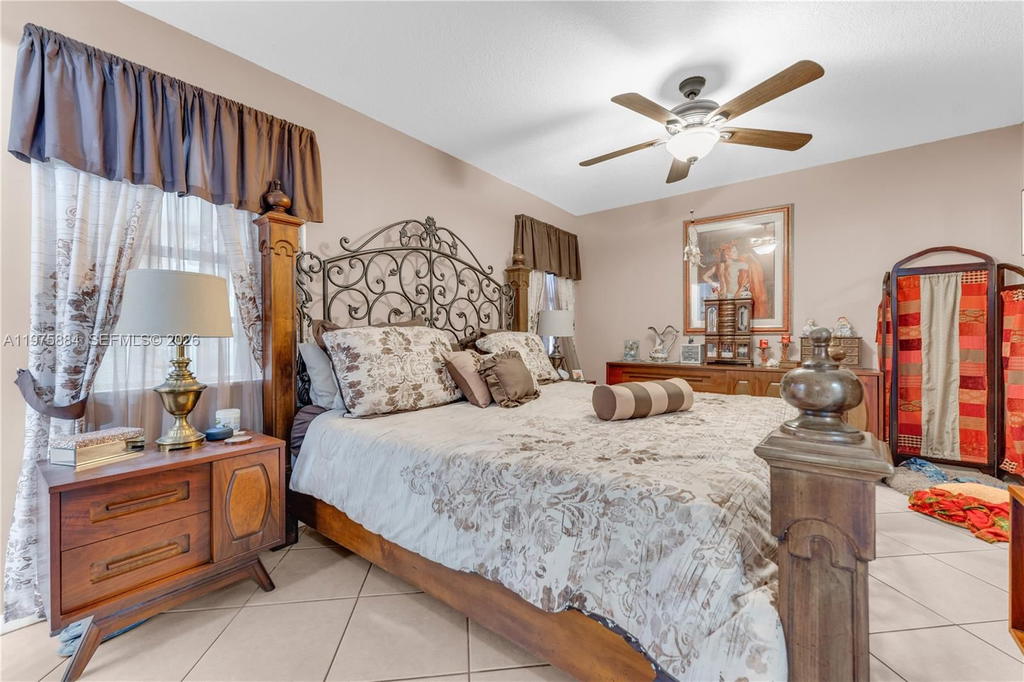 Real estate property located at 7811 47th St, Broward, City Of Lauderhill Sec 1, Lauderhill, FL