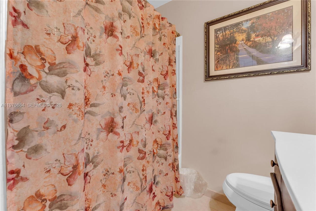Real estate property located at 7811 47th St, Broward, City Of Lauderhill Sec 1, Lauderhill, FL